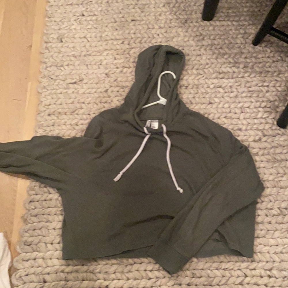 Cropped olive green hoodie